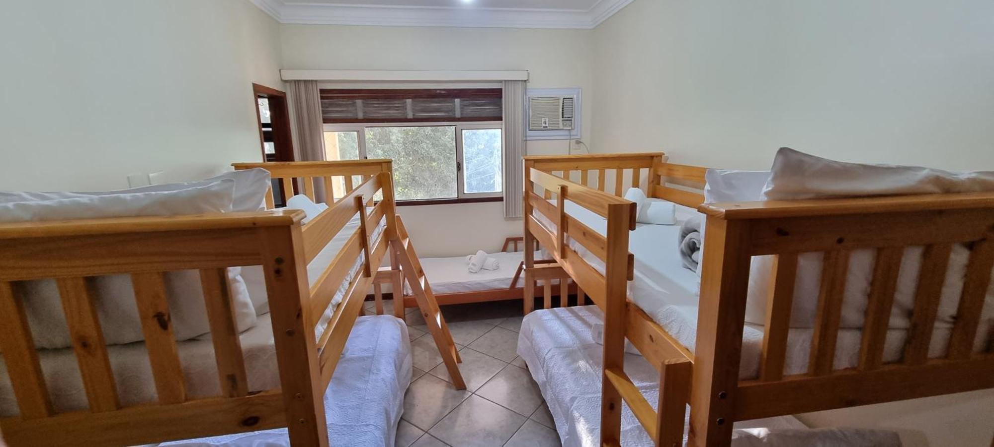 Вилла Maravilhoso Recanto Santa Rosa Гуарапари Экстерьер фото