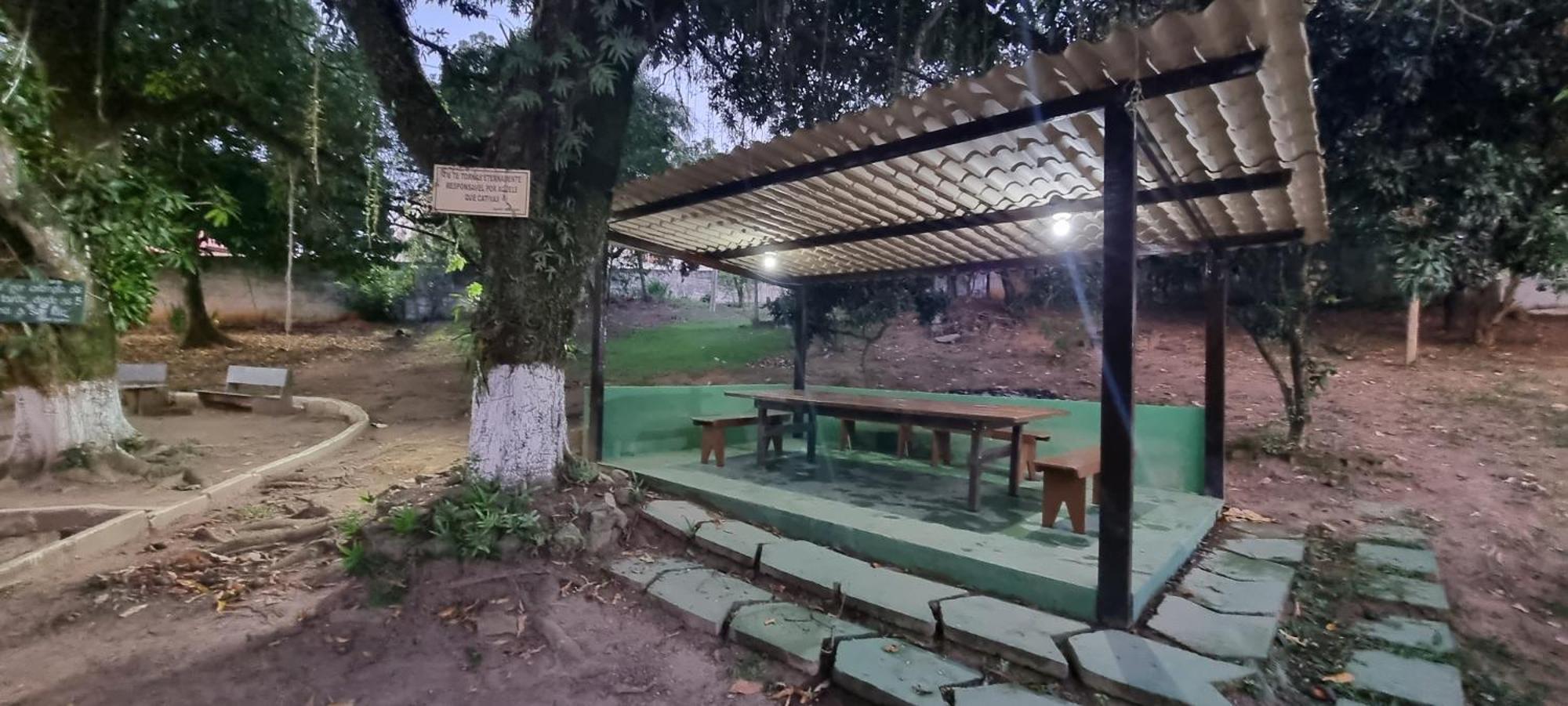 Вилла Maravilhoso Recanto Santa Rosa Гуарапари Экстерьер фото